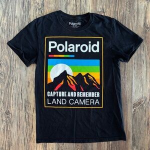 Polaroid Black Tee Shirt Size Small “Capture and Remember Land Camera” Mountain